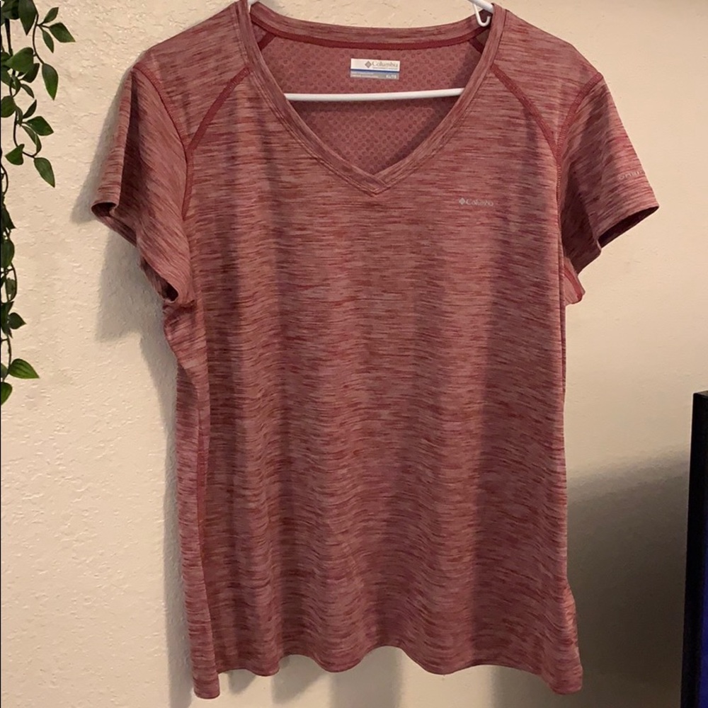 Magenta Women’s Columbia Workout Top